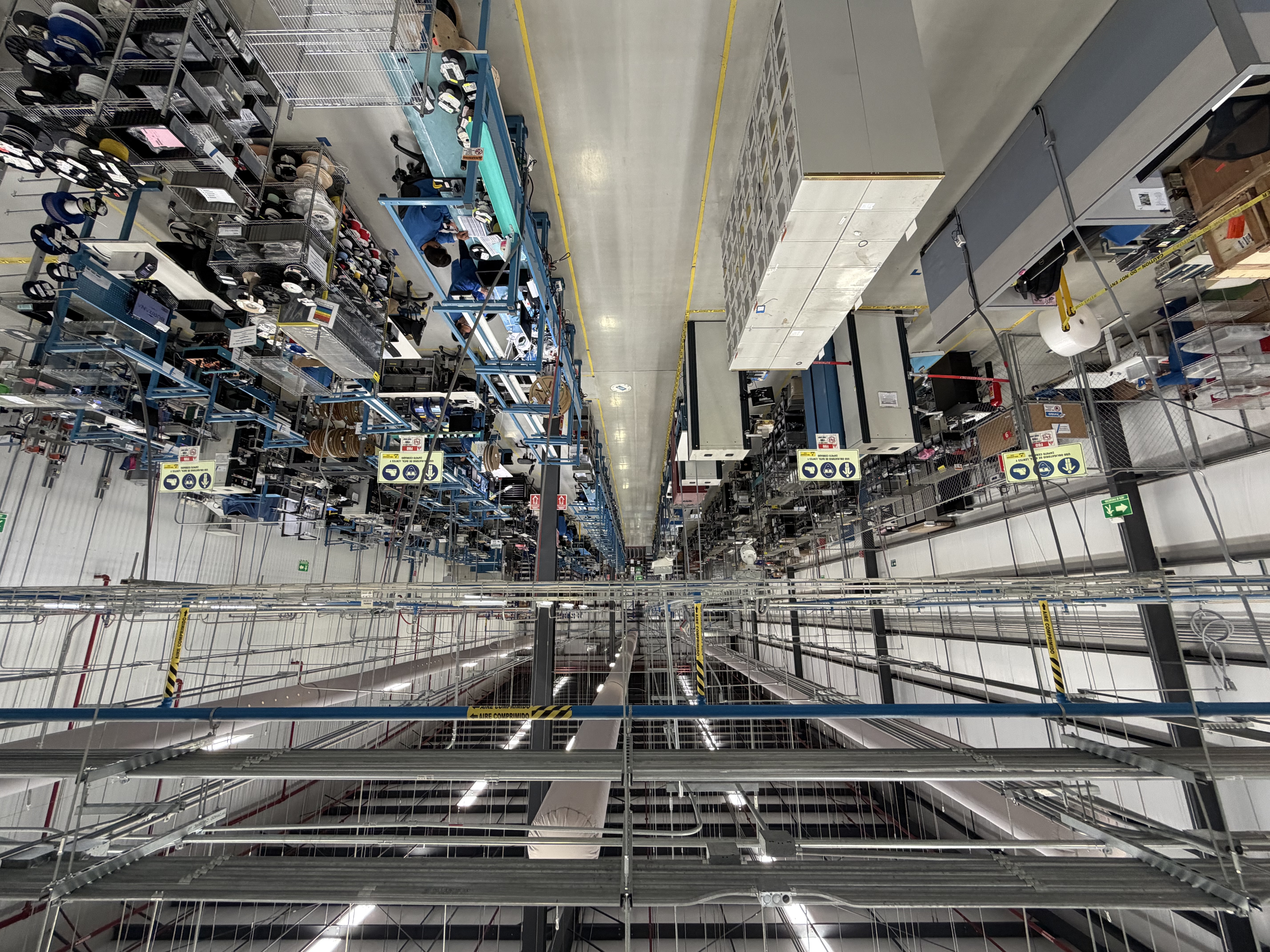 Assembly line main aisle